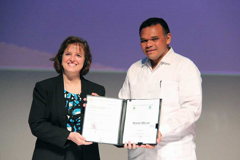 Dr. M. Katherine Banks and Governor Zapata Bello