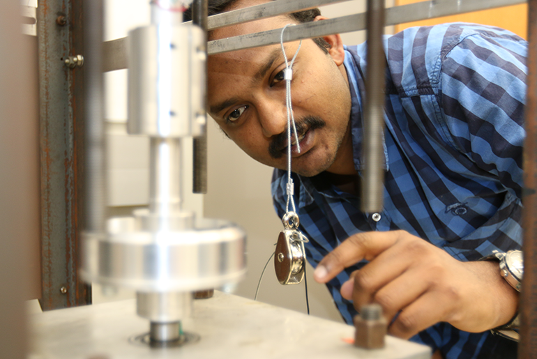 Professional Handling A Mechanical Structure