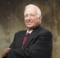 Photo of Robert Skelton