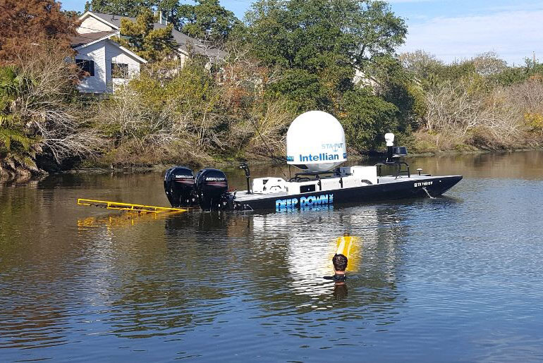 Blakeslee inspecting Marlin after a trial