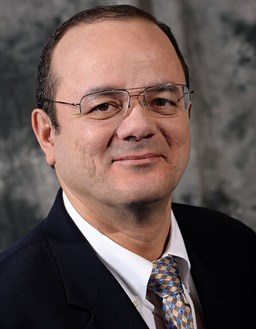 Dr. Ibere Alves