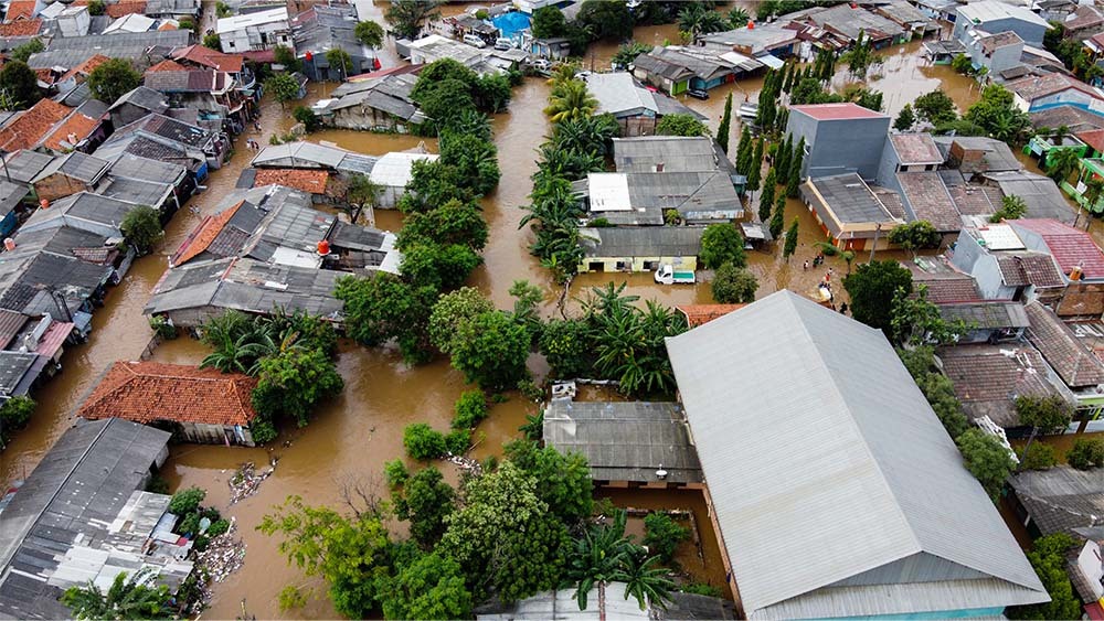 flooded neighborhood with high water levels